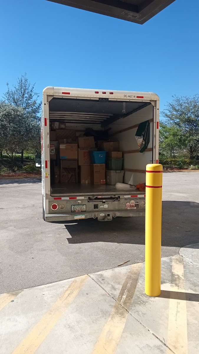 Warehouse and industrial floor cleaning in South Florida